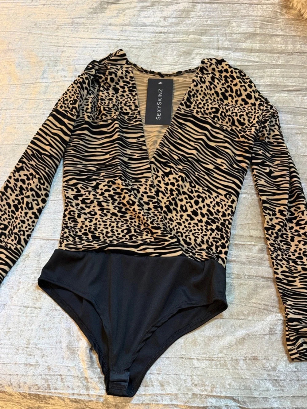 Women’s  Long-Sleeve Animal Print One-Piece bodysuit- Black & Tan